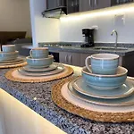 Lujoso apartamento cerca al Aeropuerto y Ciudad Amurallada