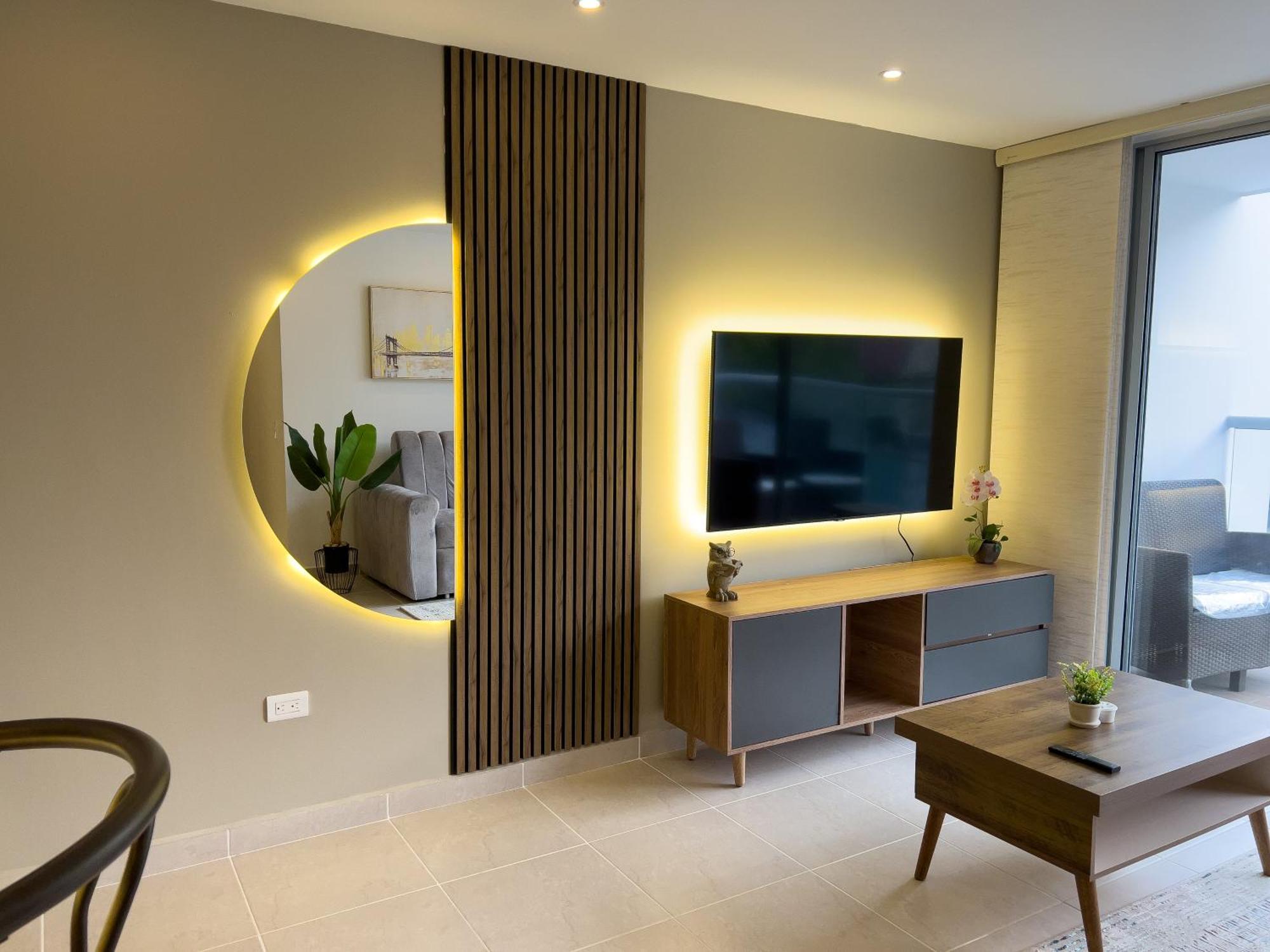 Apartamento Lujoso Cerca Al Aeropuerto Y Ciudad Amurallada *